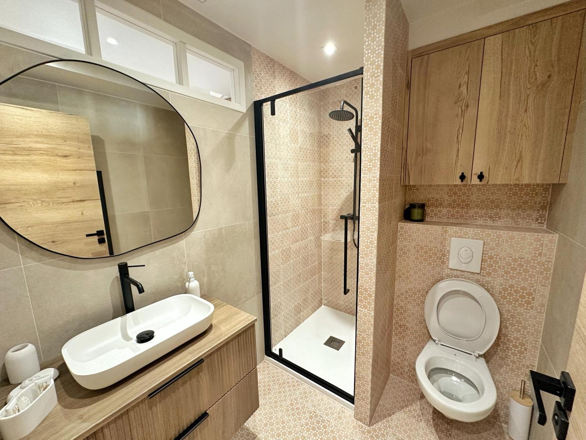 La Maison Cavet 5 Appartements De Standing Au Coeur Du Village Sanary-sur-Mer Extérieur photo